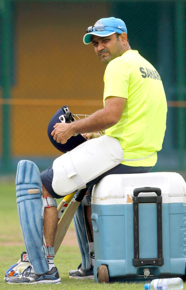 पाक के खिलाफ 'करो या मरो' मैच के लिए तैयार भारत | पढ़ें