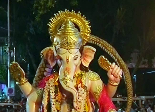 तस्‍वीरों में बीते सप्‍ताह की धमाकेदार खबरें...