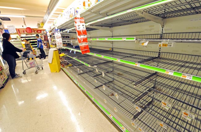 'सैंडी' तूफान का सामना करने को तैयार न्‍यूयॉर्क और न्‍यूजर्सी