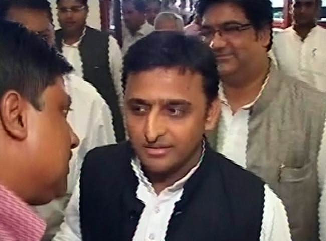 13 अक्टूबर 2012: तस्वीरों में दिनभर की बड़ी खबरें | पढ़ें