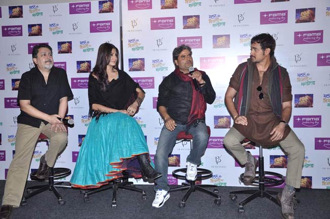 'मटरू की बिजली...’ का ट्रेलर लांच  | ग्लैमर का तड़का