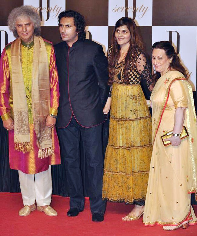 बिग बी के 70वें जन्मदिन का 'महाजश्न' | अनदेखी तस्‍वीरें...