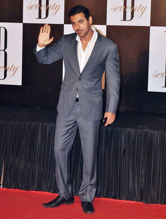 बिग बी के 70वें जन्मदिन का 'महाजश्न' | अनदेखी तस्‍वीरें...