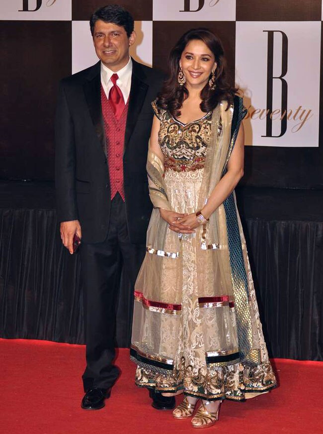 बिग बी के 70वें जन्मदिन का 'महाजश्न' | अनदेखी तस्‍वीरें...