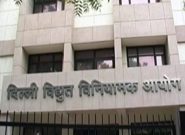 तस्वीरों में 22 अक्टूबर 2012 की बड़ी खबरें