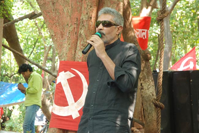 Exclusive: 'चक्रव्‍यूह' के प्रमोशन का अनोखा स्टाइल