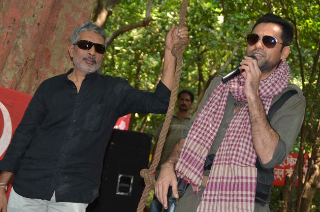 Exclusive: 'चक्रव्‍यूह' के प्रमोशन का अनोखा स्टाइल