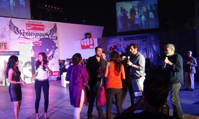 Exclusive: फिल्‍म 'चक्रव्‍यूह' के प्रमोशन में जुटी पूरी टीम