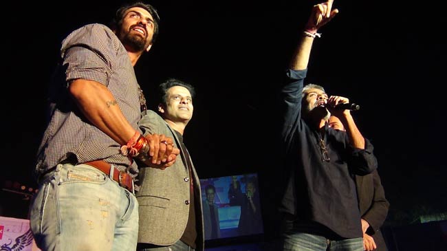 Exclusive: फिल्‍म 'चक्रव्‍यूह' के प्रमोशन में जुटी पूरी टीम