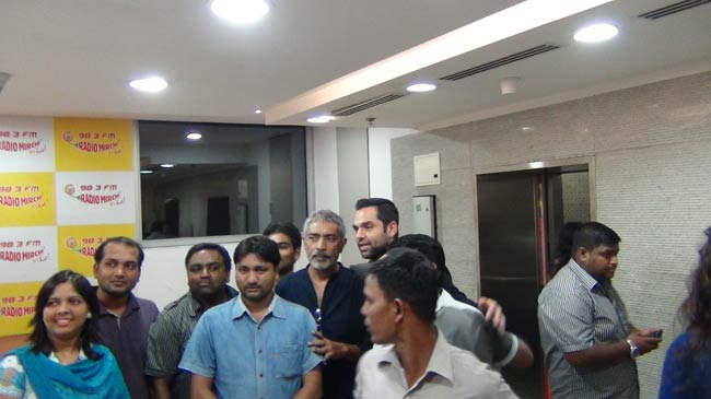 Exclusive: फिल्‍म 'चक्रव्‍यूह' के प्रमोशन में जुटी पूरी टीम