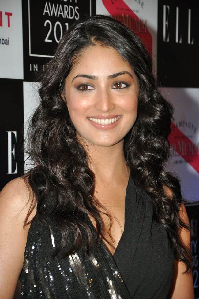 सितारों से रोशन एले ब्‍यूटी अवार्ड... | स्टाइलिश हसीनाएं