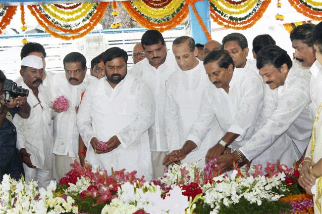 गांधी जयंती पर बापू को देश की श्रद्धांजलि | बापू का आंदोलन