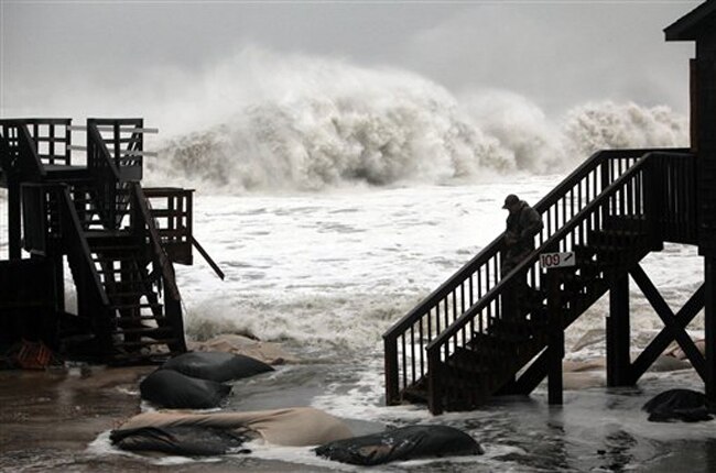 अमेरिका में सैंडी तूफान का कहर | चुनाव अभियान पर ब्रेक