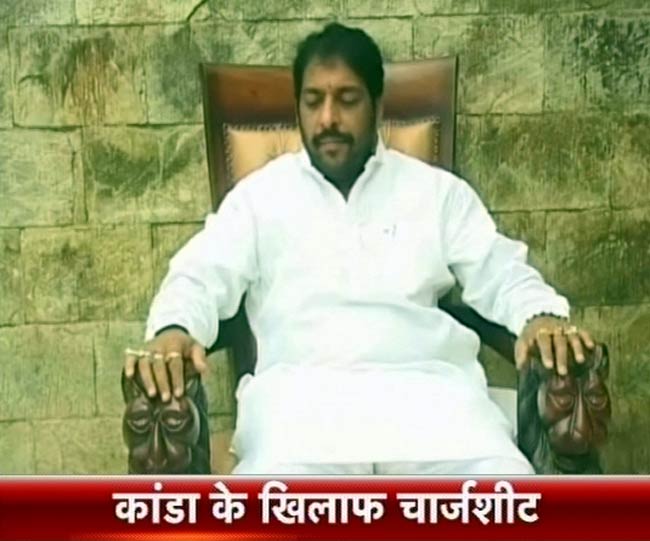 06 अक्टूबर 2012: तस्वीरों में दिनभर की बड़ी खबरें | पढ़ें