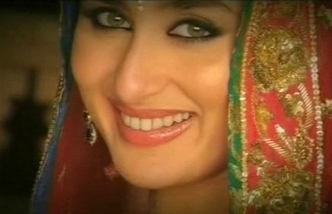 एक दूसरे के हो गए सैफ और करीना | अनदेखी करीना