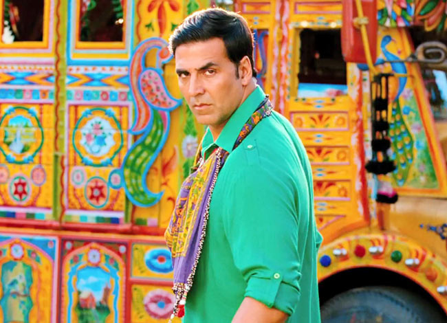 'खिलाड़ी 786' का फर्स्टलुक | बॉलीवुड की हिट जोड़ी