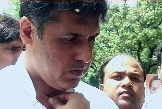 25 अक्टूबर 2012: तस्वीरों में दिनभर की बड़ी खबरें | पढ़ें