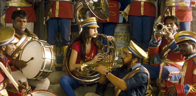 'मटरू की बिजली...' का फर्स्ट लुक | इमरान का नया अवतार