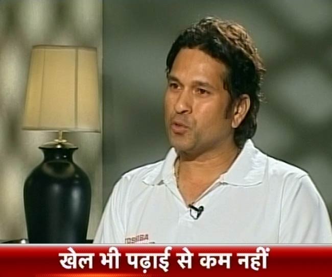 09 अक्टूबर 2012: तस्वीरों में दिनभर की बड़ी खबरें | पढ़ें