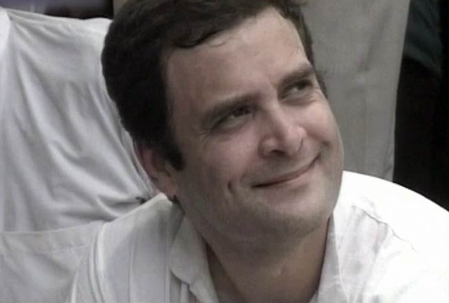 10 अक्टूबर 2012: तस्वीरों में दिनभर की बड़ी खबरें | पढ़ें