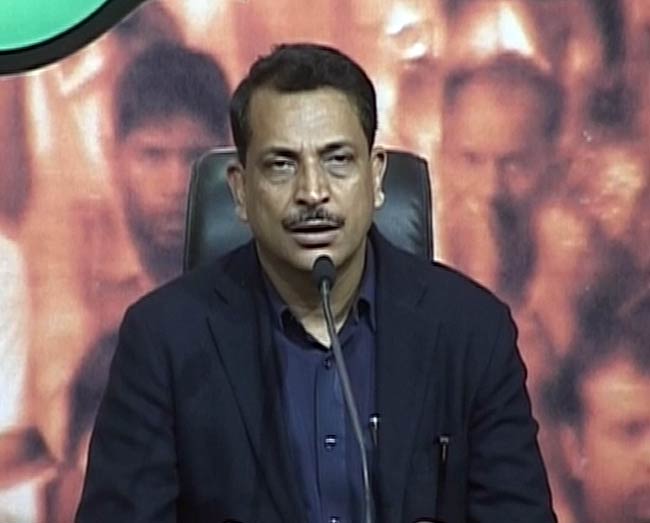 03 अक्टूबर 2012: तस्वीरों में दिनभर की बड़ी खबरें | पढ़ें