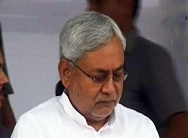 14 अक्टूबर 2012: तस्वीरों में दिनभर की बड़ी खबरें | पढ़ें