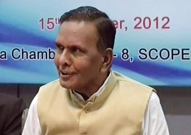 15 अक्टूबर 2012: तस्वीरों में दिनभर की बड़ी खबरें | पढ़ें