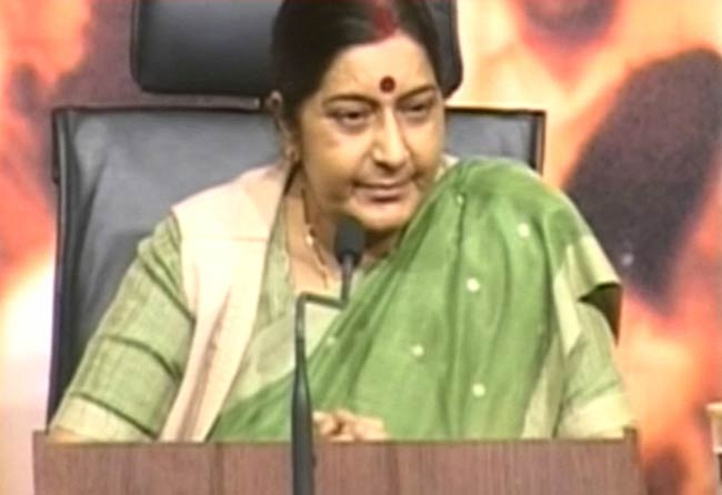 17 अक्टूबर 2012: तस्वीरों में दिनभर की बड़ी खबरें | पढ़ें