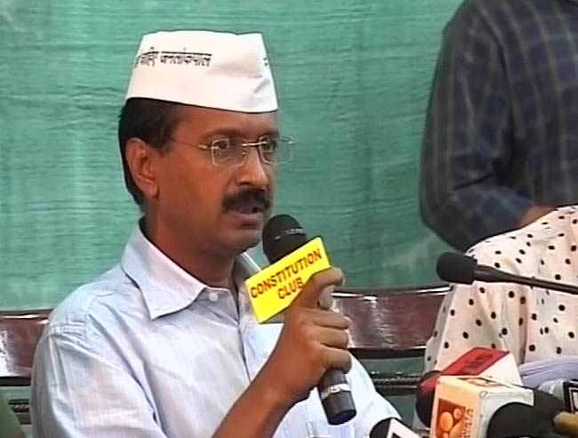 तस्वीरों में 19 अक्टूबर 2012 की बड़ी खबरें | पढ़ें