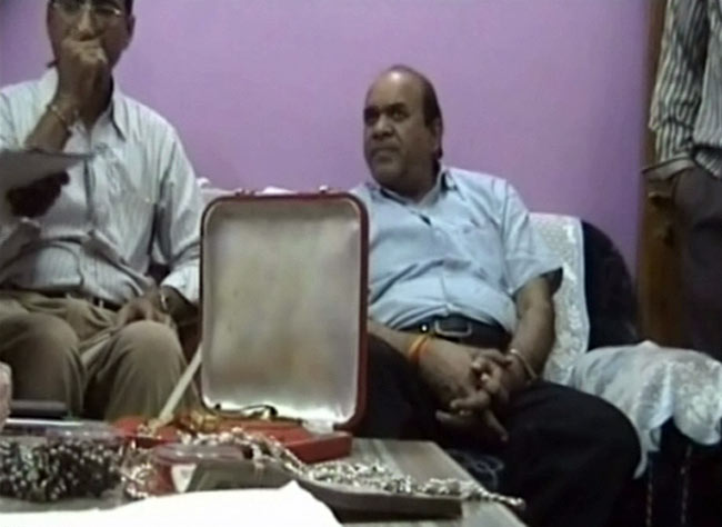 07 अक्टूबर 2012: तस्वीरों में दिनभर की बड़ी खबरें | पढ़ें