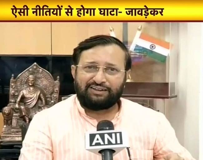 04 अक्टूबर 2012: तस्वीरों में दिनभर की बड़ी खबरें | पढ़ें