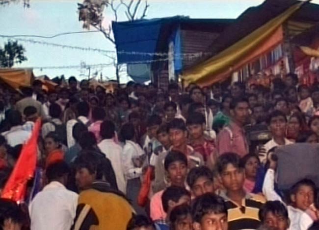 तस्वीरों में 20 अक्टूबर 2012 की बड़ी खबरें | पढ़ें