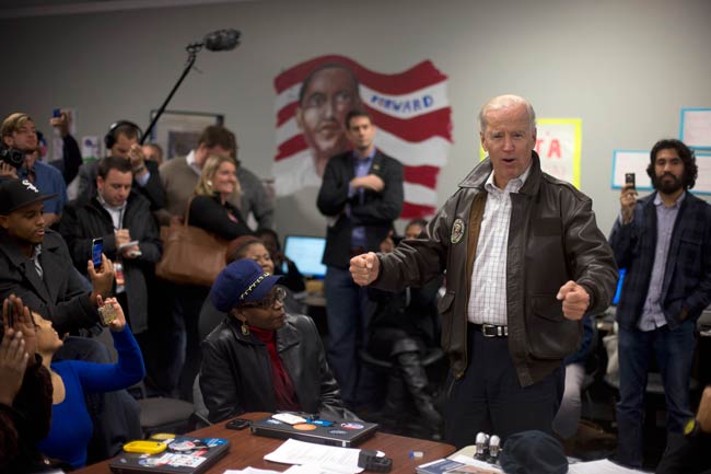 तूफान ने रोका ओबामा, रोमनी का चुनावी अभियान