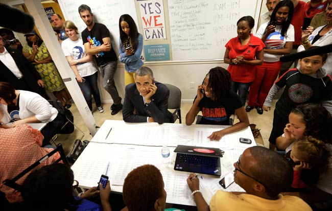 तूफान ने रोका ओबामा, रोमनी का चुनावी अभियान