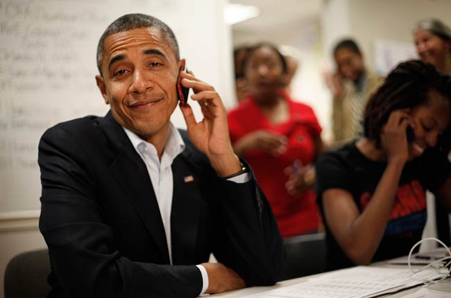 तूफान ने रोका ओबामा, रोमनी का चुनावी अभियान