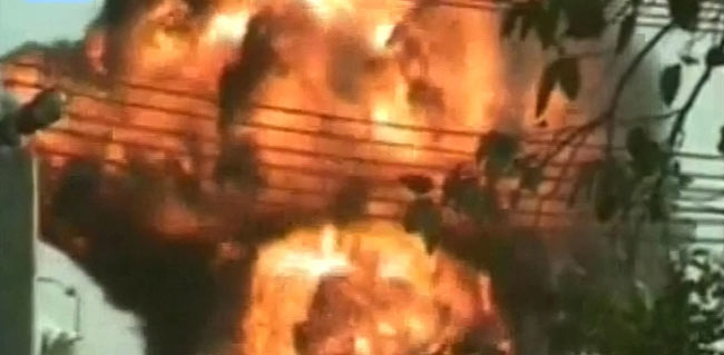 देश के तीन जगहों में आग की घटनाएं