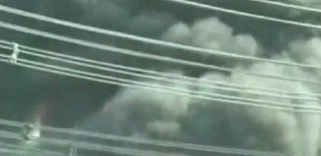 देश के तीन जगहों में आग की घटनाएं