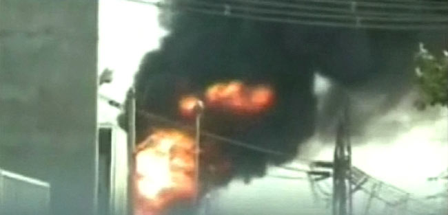 देश के तीन जगहों में आग की घटनाएं