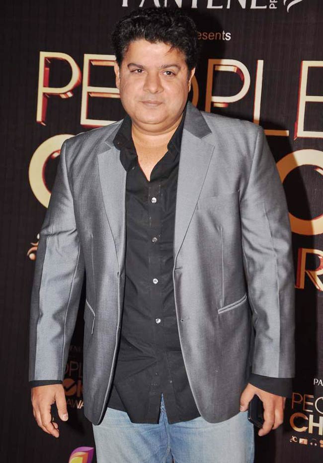 पीपुल्‍स च्‍वाइस अवार्ड में सितारों का मेला | ग्लैमर का तड़का