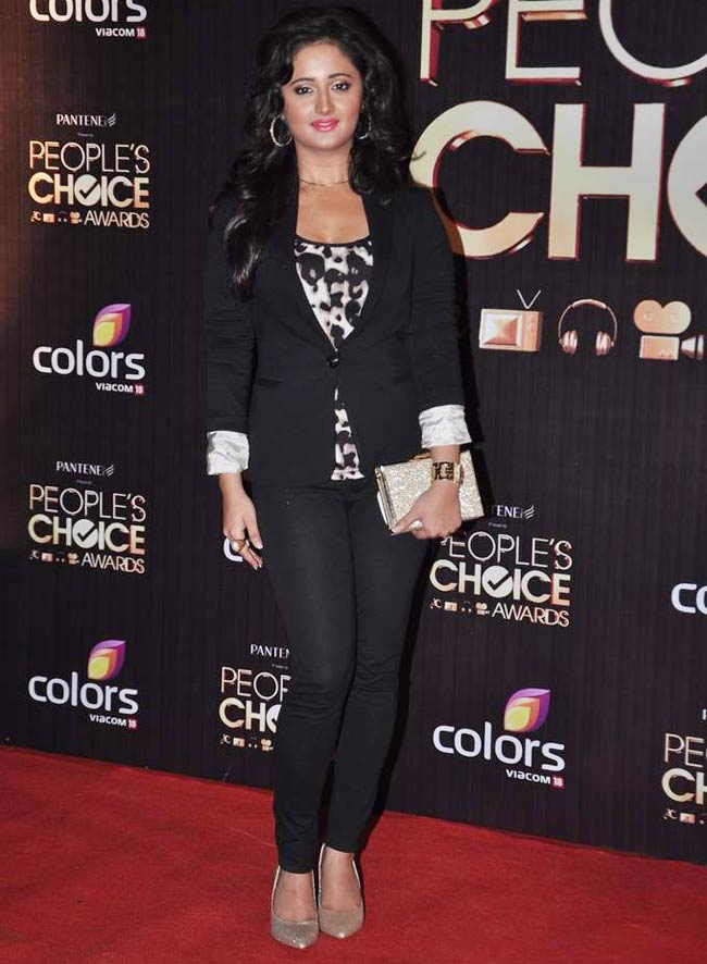 पीपुल्‍स च्‍वाइस अवार्ड में सितारों का मेला | ग्लैमर का तड़का