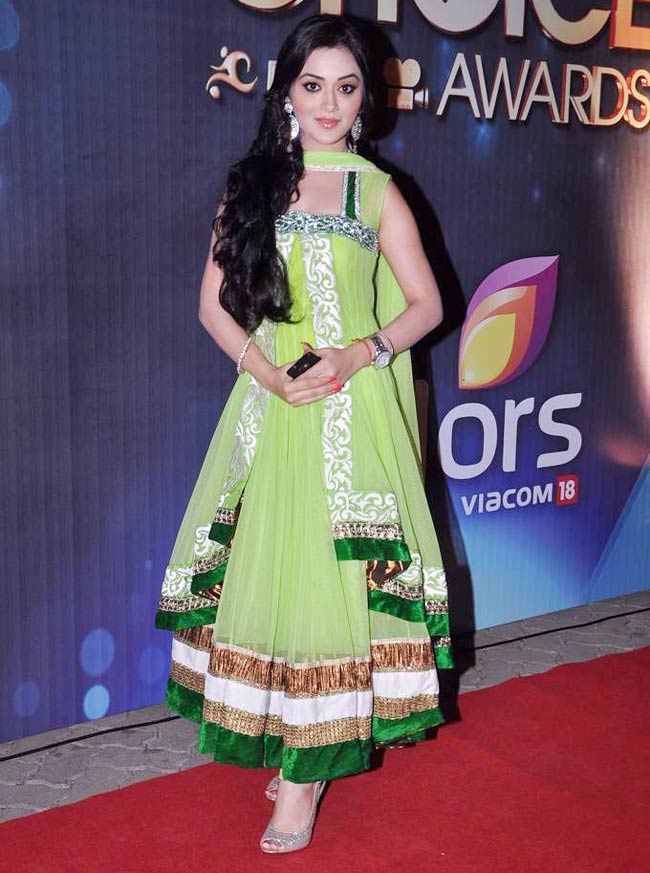 पीपुल्‍स च्‍वाइस अवार्ड में सितारों का मेला | ग्लैमर का तड़का