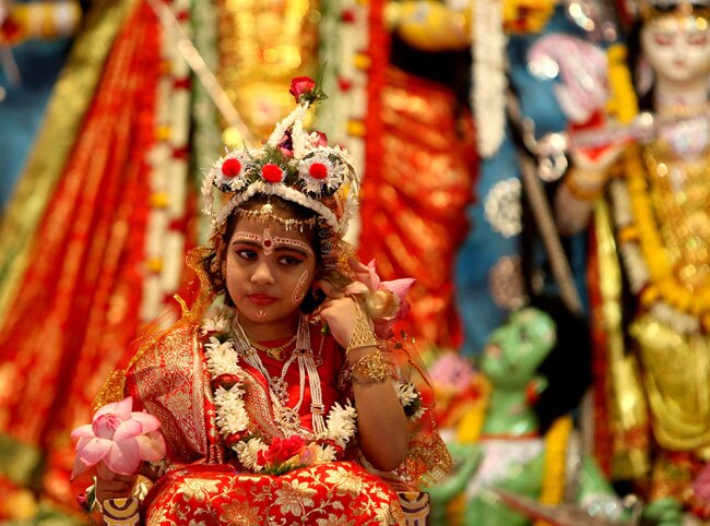 दुर्गा पूजा रंग में रंगा पूरा देश | चलो बुलावा आया है