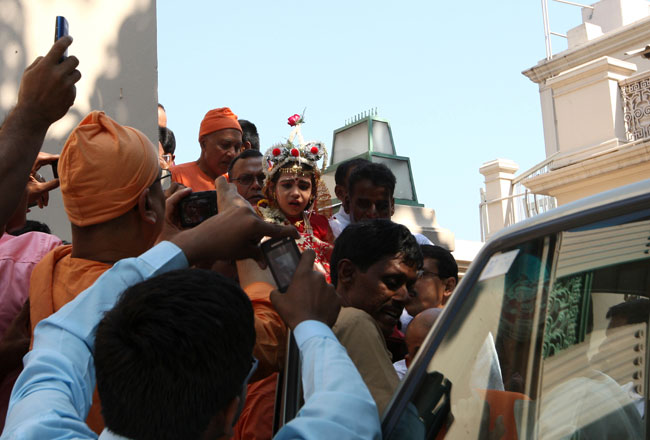 दुर्गा पूजा रंग में रंगा पूरा देश | चलो बुलावा आया है