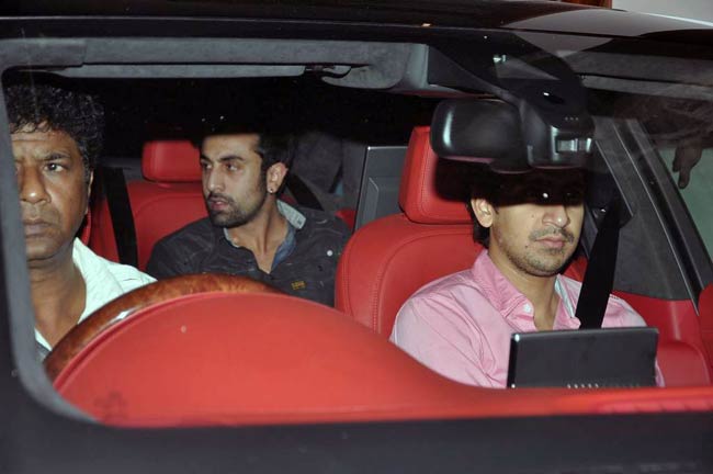 जोया की बर्थ डे पार्टी में पहुंचे बॉलीवुड सितारे | हॉट हसीनाएं