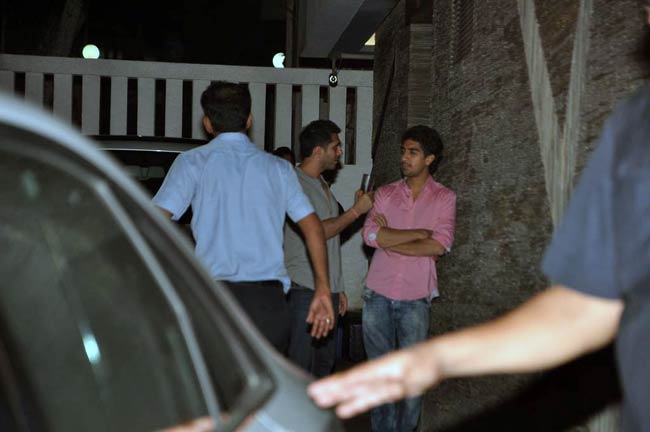 जोया की बर्थ डे पार्टी में पहुंचे बॉलीवुड सितारे | हॉट हसीनाएं