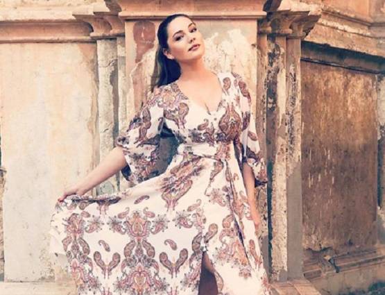 FHM मैगजीन के लिए केली ब्रुक का हॉट फोटोशूट