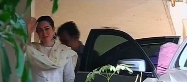 शादी के बंधन में बंधे सैफ-करीना | अनदेखी करीना