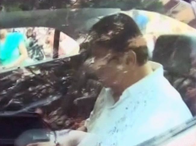 शादी के बंधन में बंधे सैफ-करीना | अनदेखी करीना