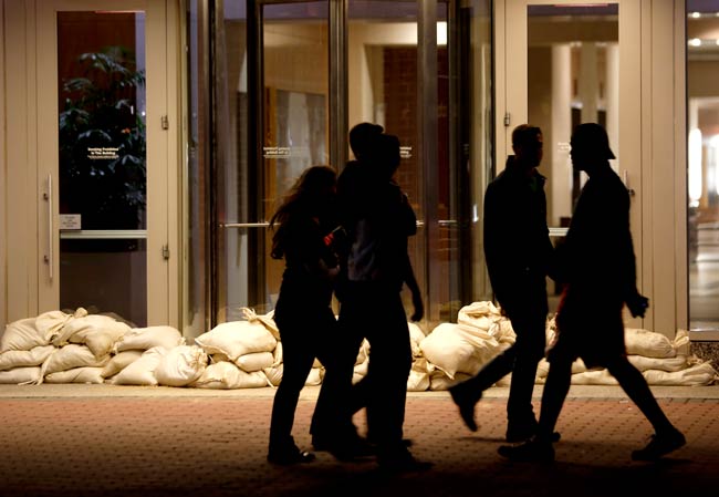 तूफान की आशंका में न्यूयॉर्क स्‍टॉक एक्सचेंज बंद