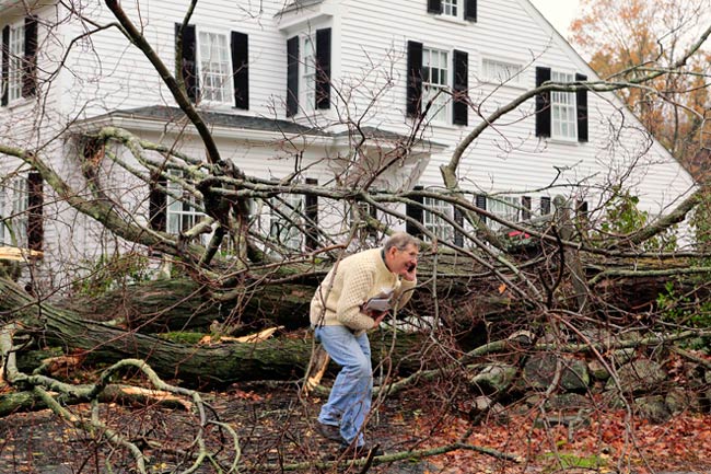 अमेरिका में सैंडी तूफान का कहर | चुनाव अभियान पर ब्रेक